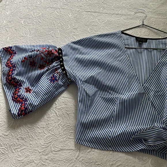 Wrap top - Picture 5 of 5